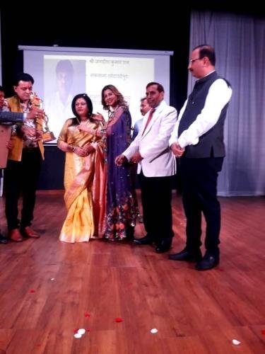 award-7