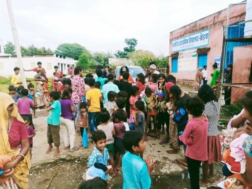 Cloth Distribution