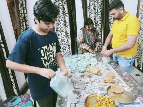 food-distibution-3-march-8